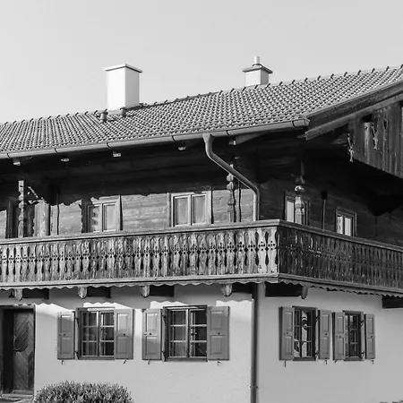 Design-bauernchalet Im Elbacher Guetel Nahe Starnberger *